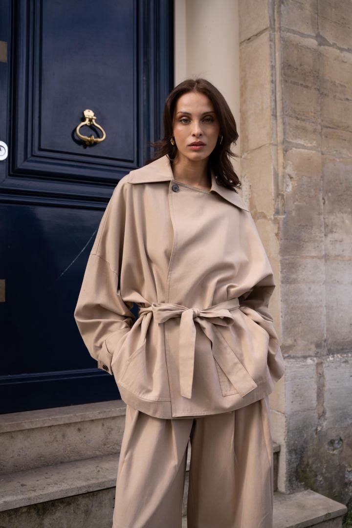 Trench court oversize
