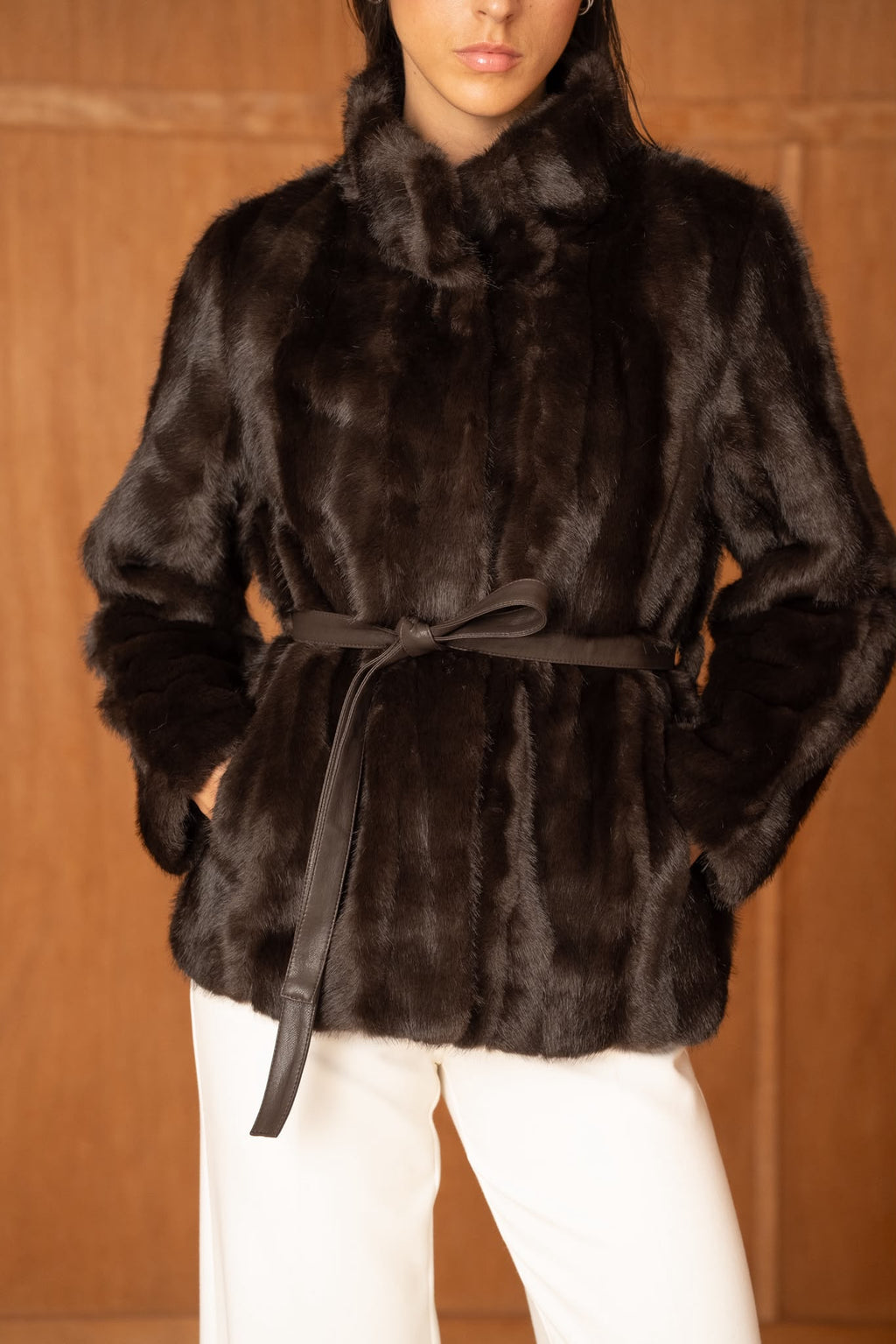 Veste en fourrure Moka ceinturée