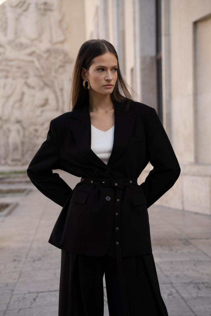 Blazer noir ceinturé - vue de face