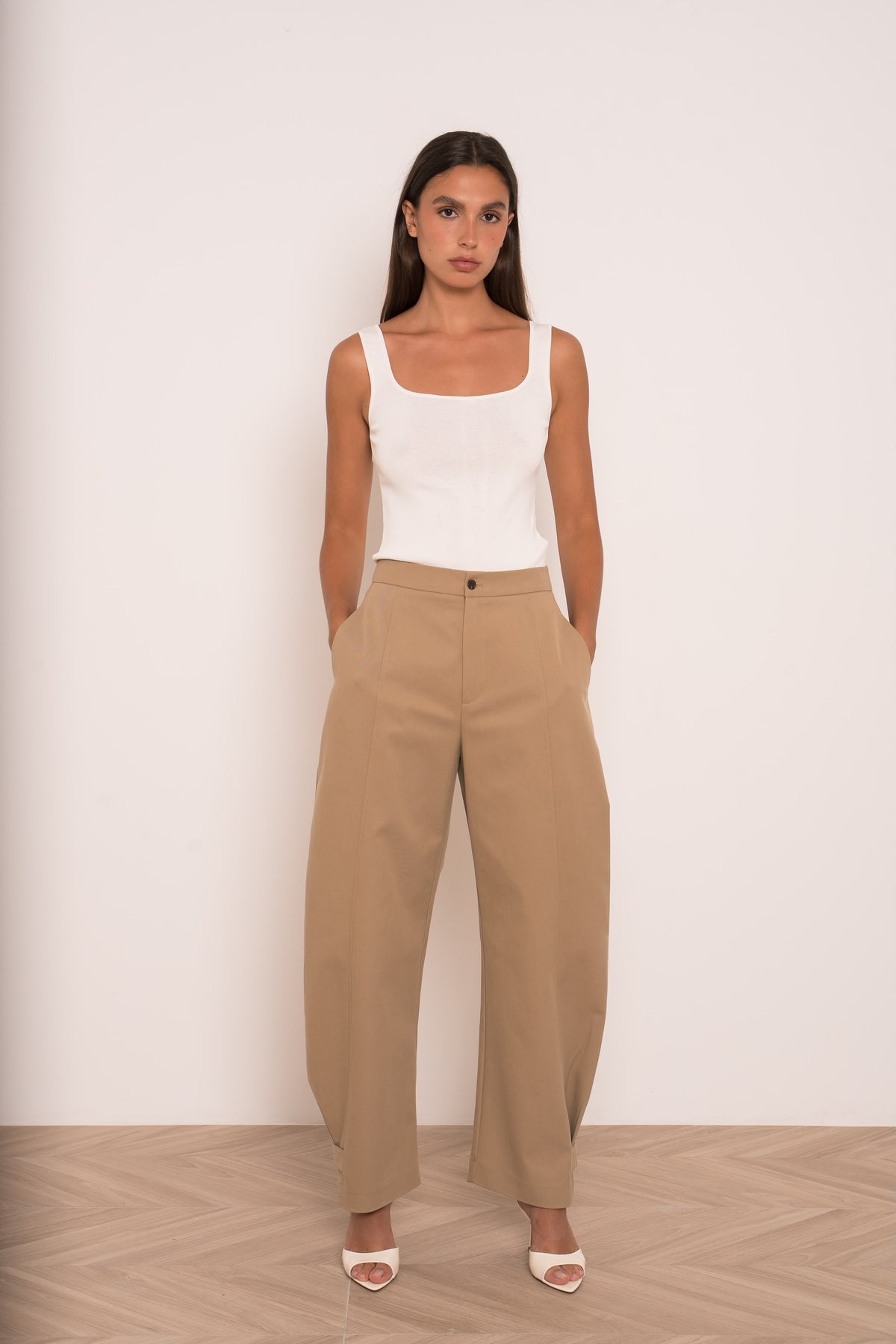 Pantalon camel femme vue de face
